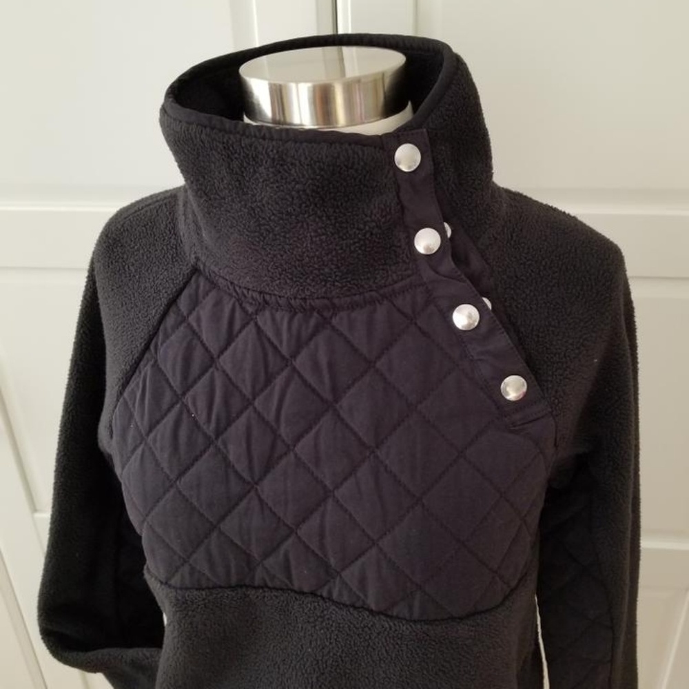 Abercrombie quilted fleece pullover